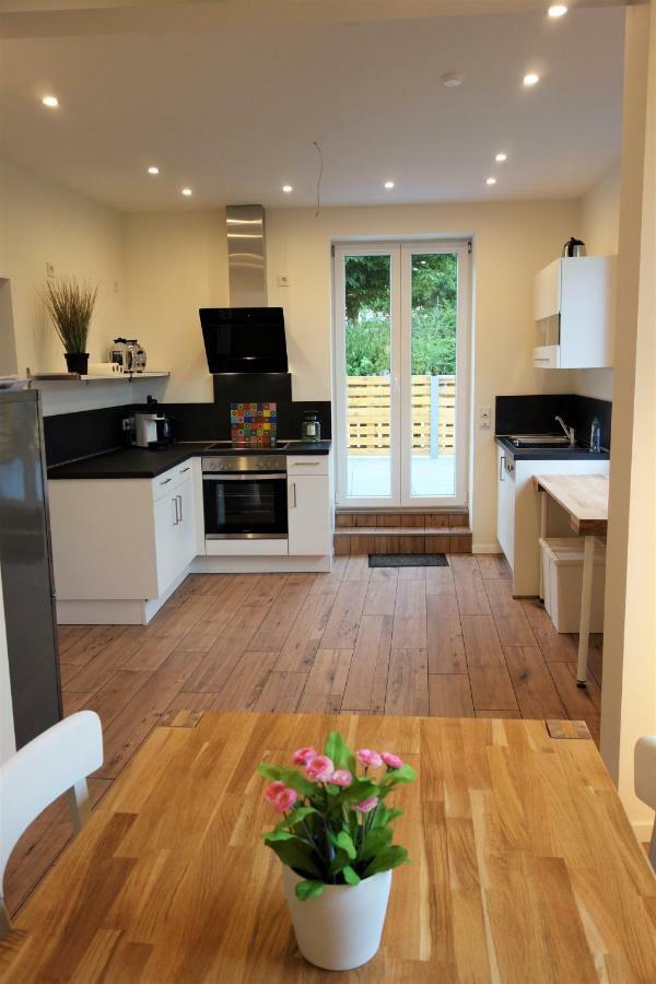 Ferienhaus Am Moselsteig อือร์ซิก ภายนอก รูปภาพ